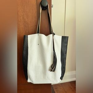 Vintage Roots genuine leather tote bag